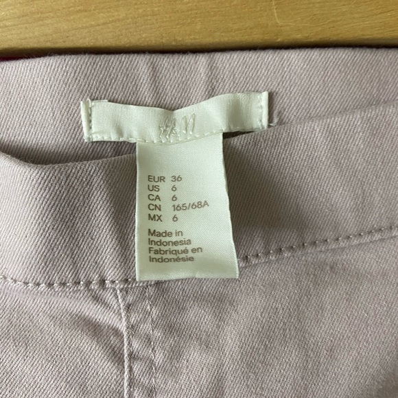 H&M lilac pull on jeans 6 - Picture 3 of 4